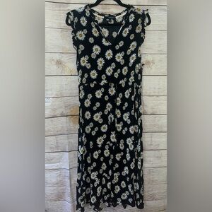 🤎3/$10 Signature by Sangria Black Dress with Daisy Pattern Size XL
